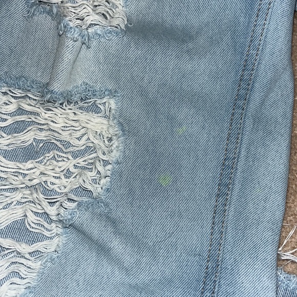 H&M DIVIDED RIPPED HIGH RISE MOM JEANS DISTRESSES SIZE 8 - Picture 7 of 7